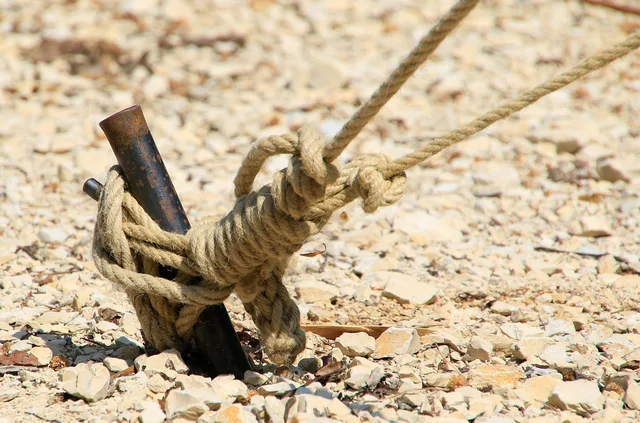 herring, tent anchor, fastening, time, rope, backup, hook, node. OSHA rules for party rental crews, and the training you must document